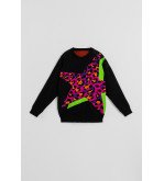 Suéter oversize negro con estrella animal print en tonos fucsia, naranja y verde Shiny Girl