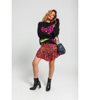 Falda mini con volante y estampado animal print en tonos naranja, fucsia y negro I’m Felina