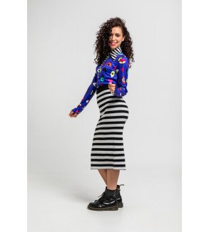 Camiseta tipo polo azul con estampado de ojos, corazones y bocas Love Yourself