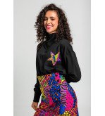 Sudadera negra cuello chimenea con estrella de estampado animal print Caótica
