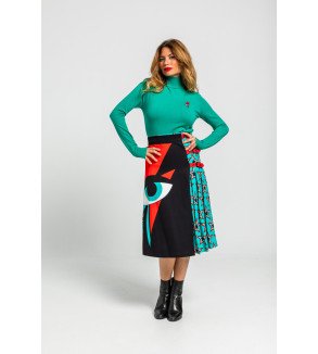 Suéter fino turquesa con bordado de rayo y ojo Bowie – Lolina We Can Be Heroes