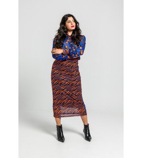 Camiseta tipo polo con estampado variado animal print azul y naranja – Lolina Caótica