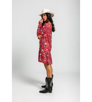 Vestido corto rojo con estampado paisley y volante – Lolina Alma Libre