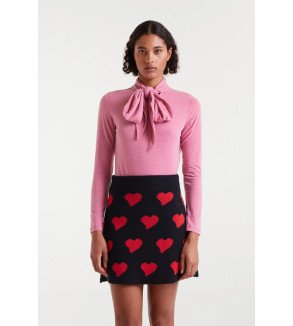 Jersey rosa con lazada al cuello – Compañía Fantástica